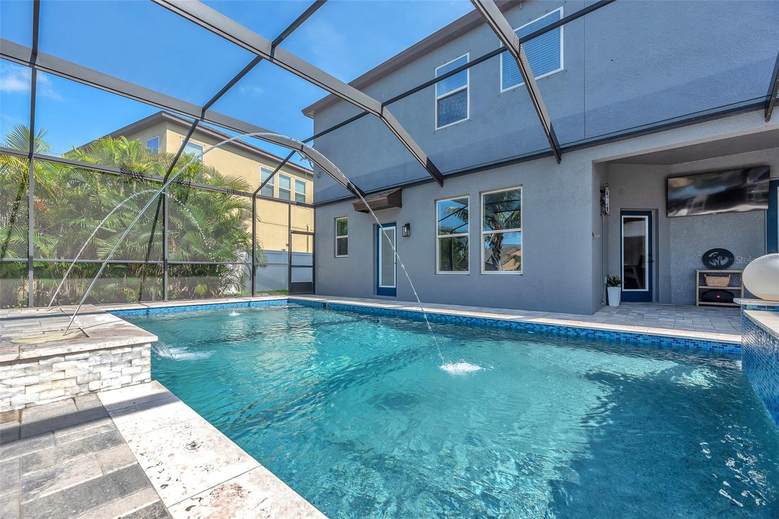 Listing photo id 43 for 11831 Cross Vine Drive