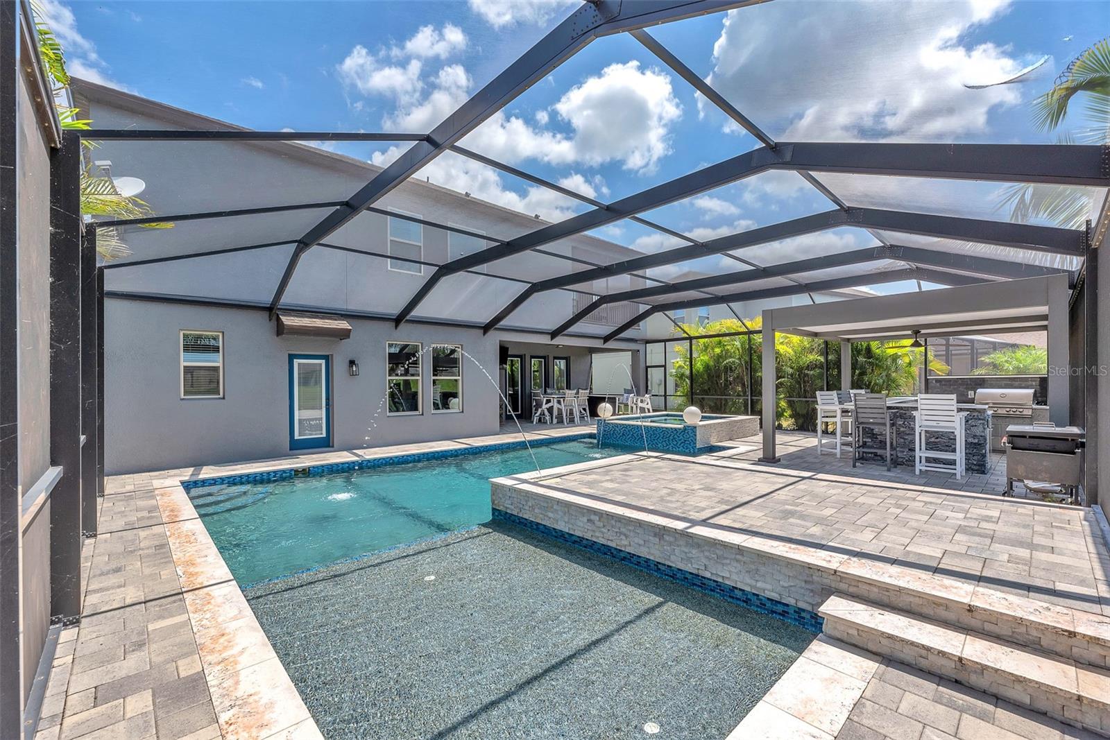Listing photo id 44 for 11831 Cross Vine Drive