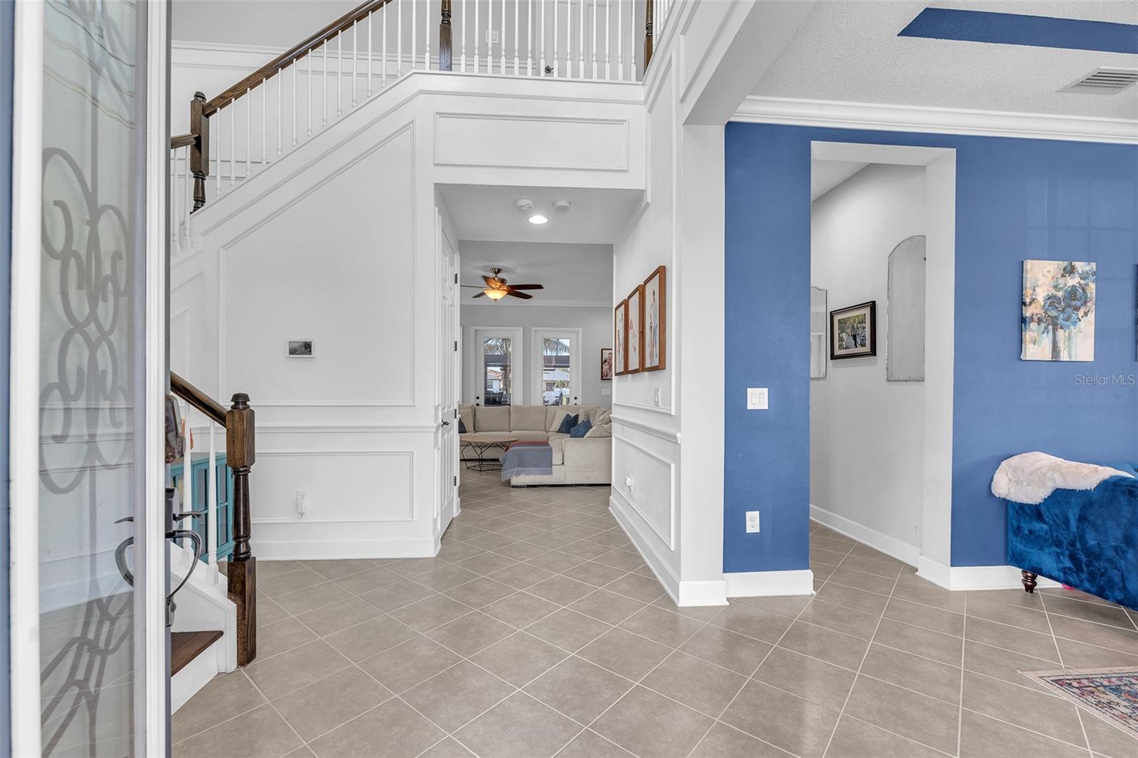 Listing photo id 3 for 11831 Cross Vine Drive