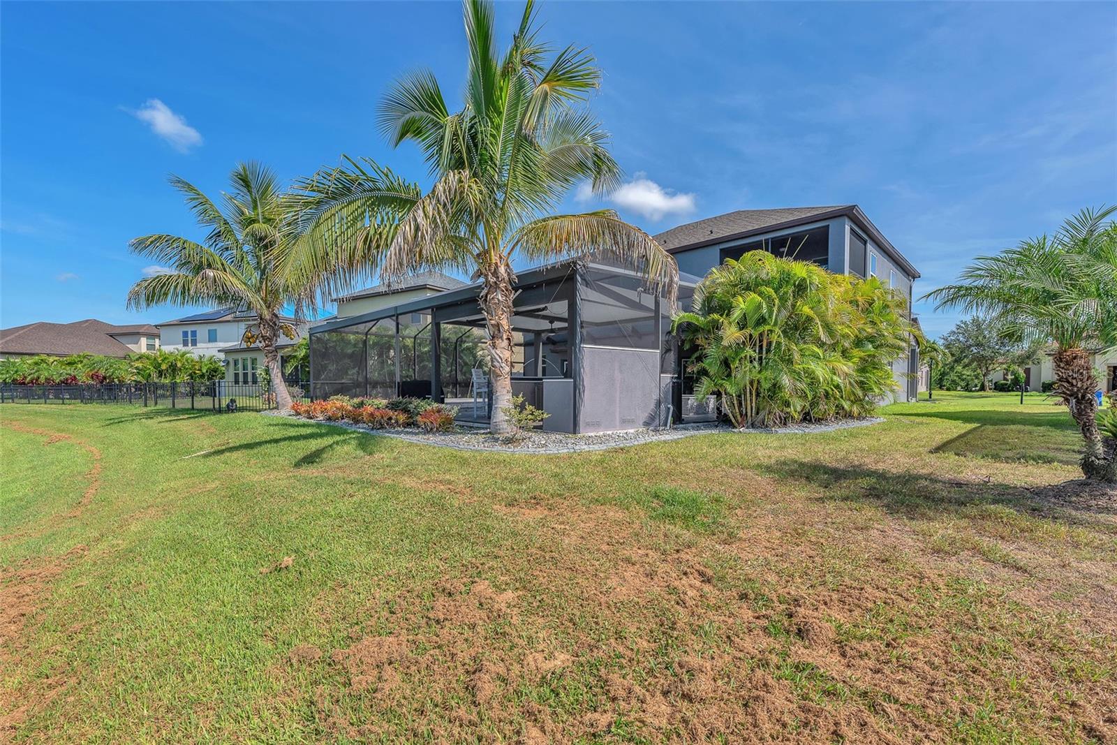 Listing photo id 49 for 11831 Cross Vine Drive