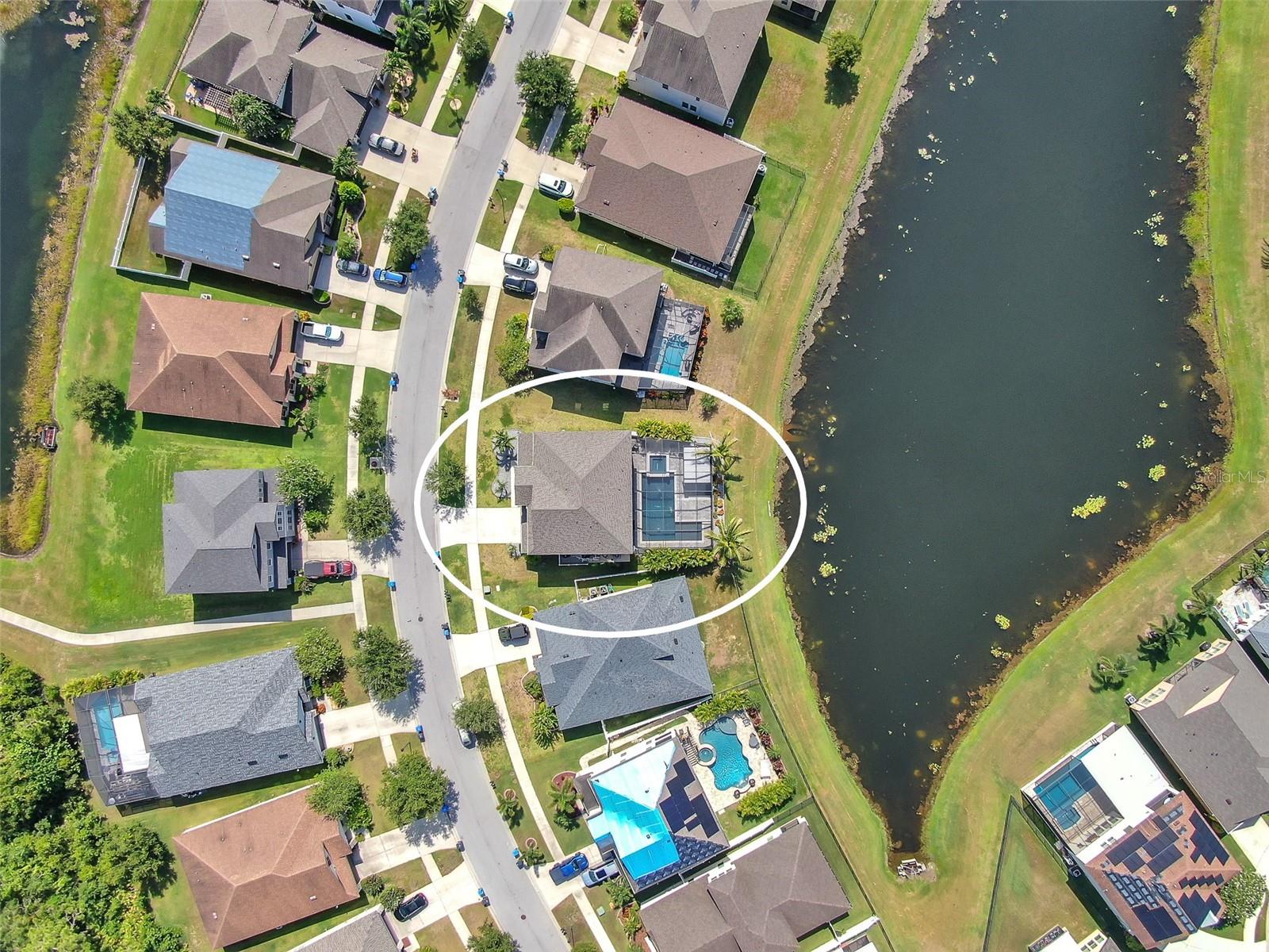 Listing photo id 53 for 11831 Cross Vine Drive