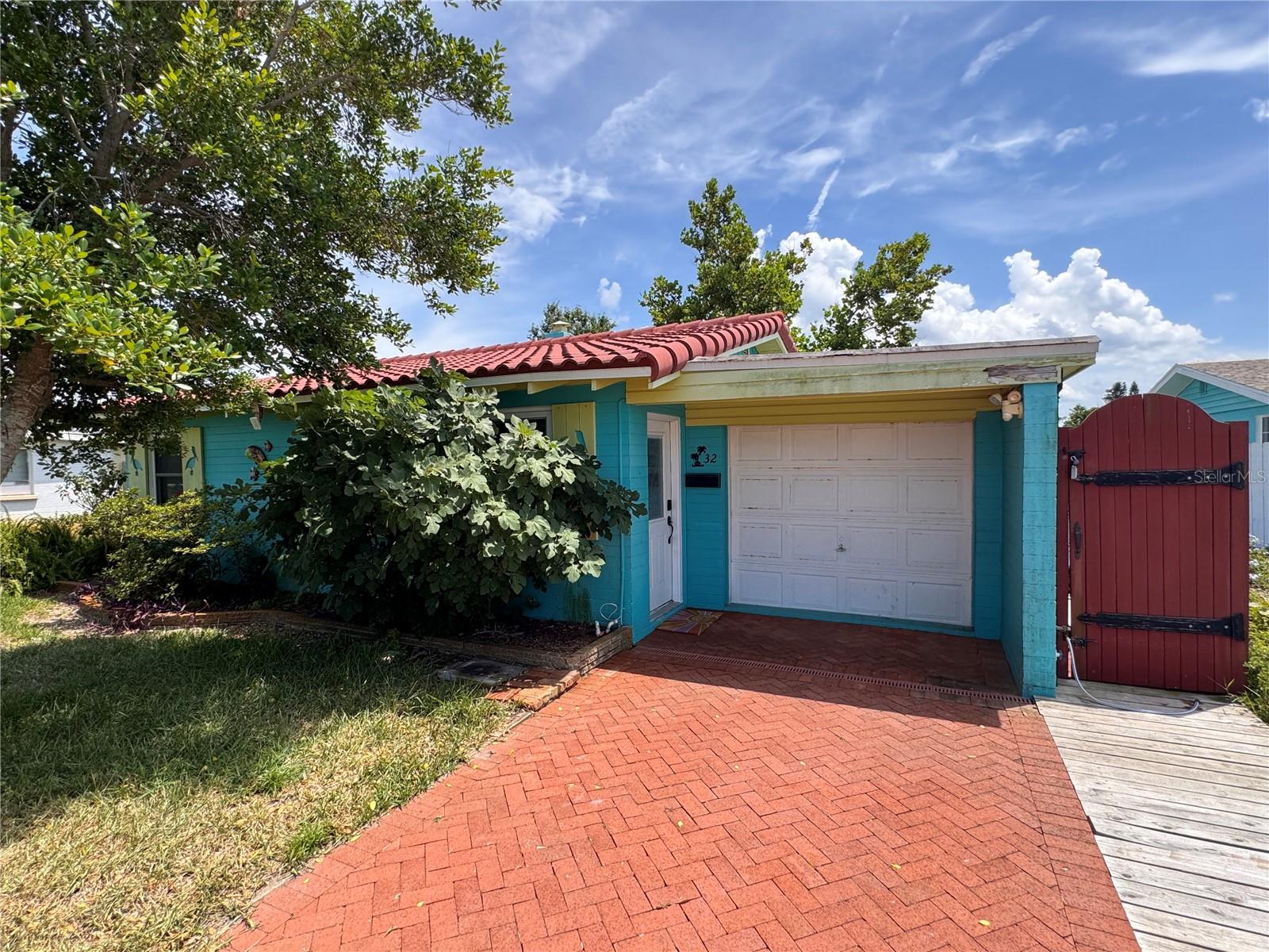 Details for 32 Palm Drive, ORMOND BEACH, FL 32176