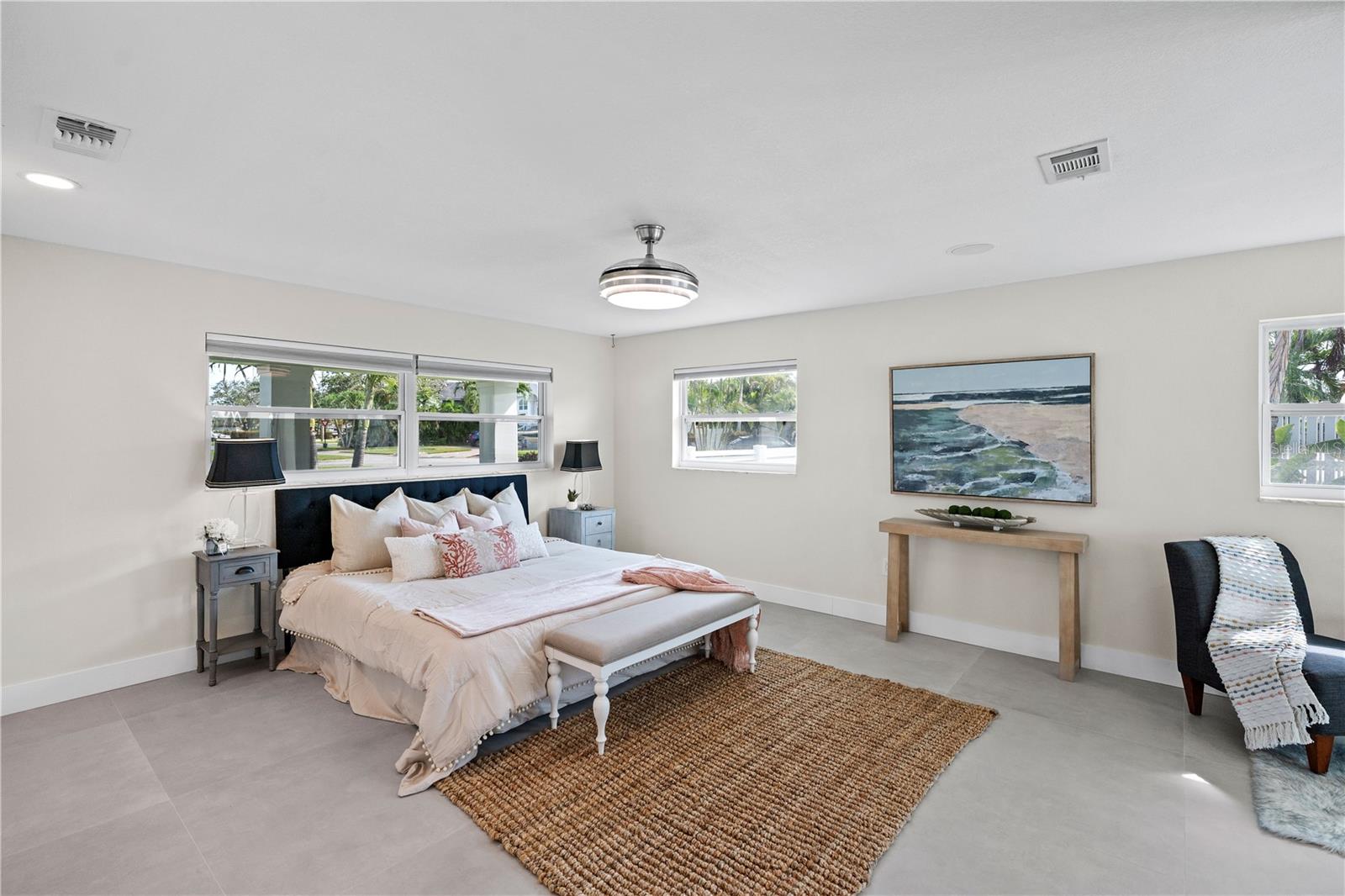 Listing photo id 18 for 24 Marina Terrace