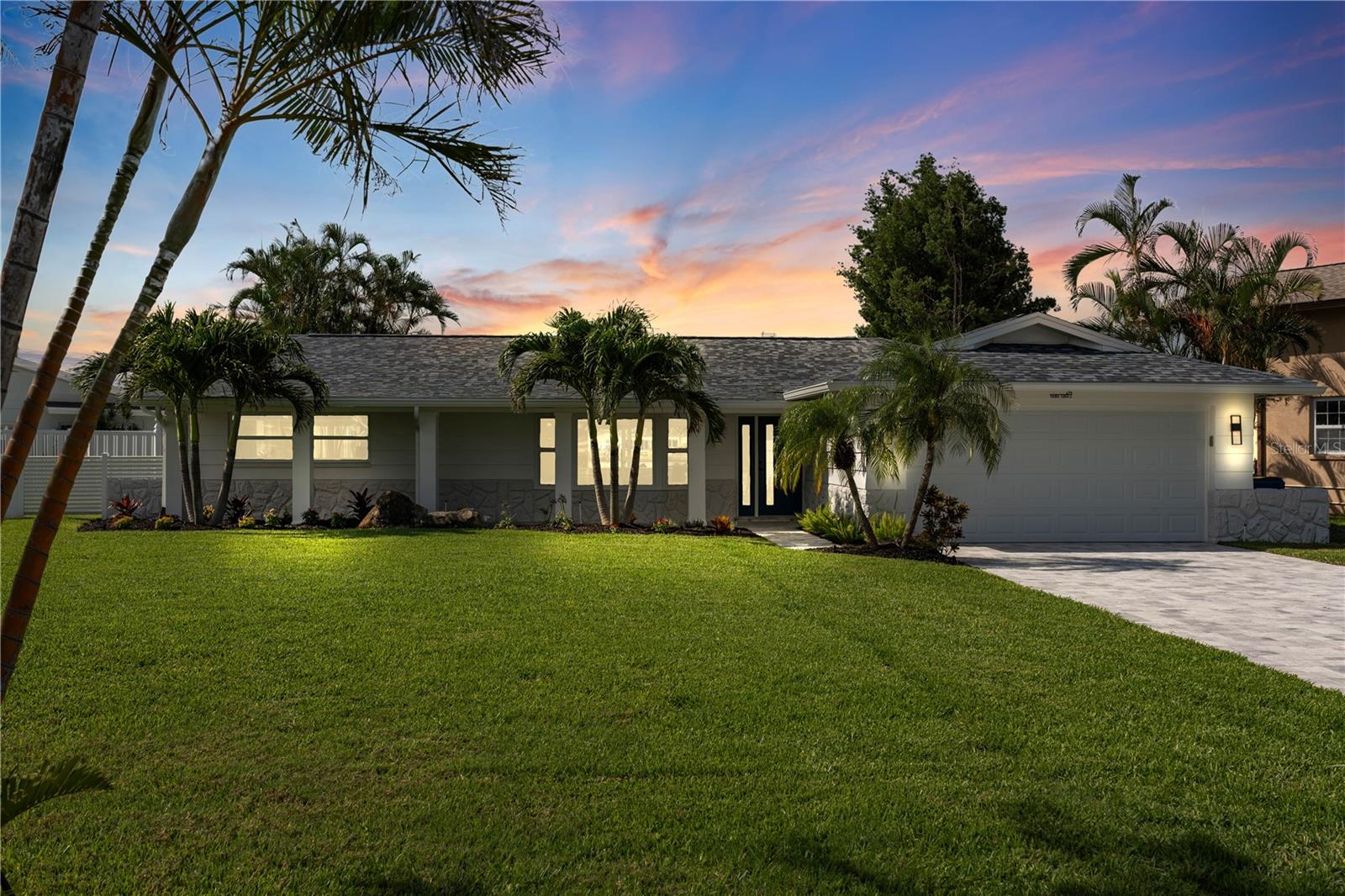 Listing photo id 4 for 24 Marina Terrace