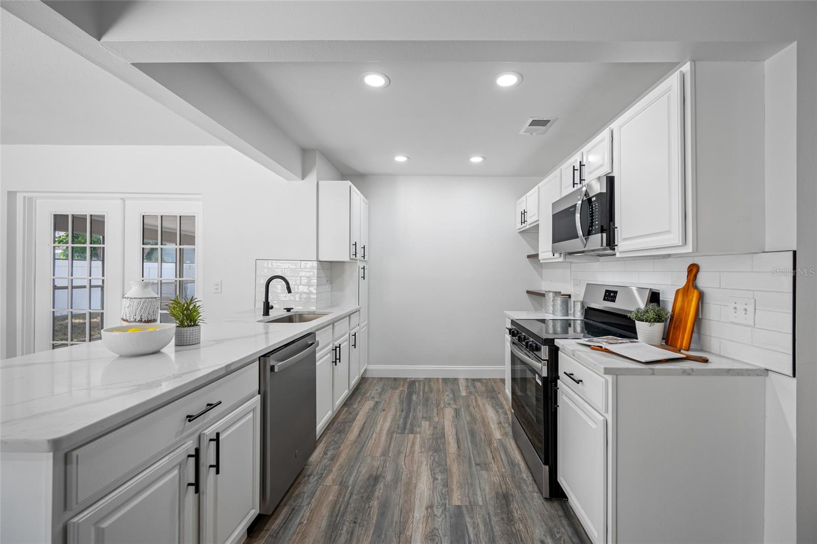 Image 16 of 69 For 12541 Montara Drive