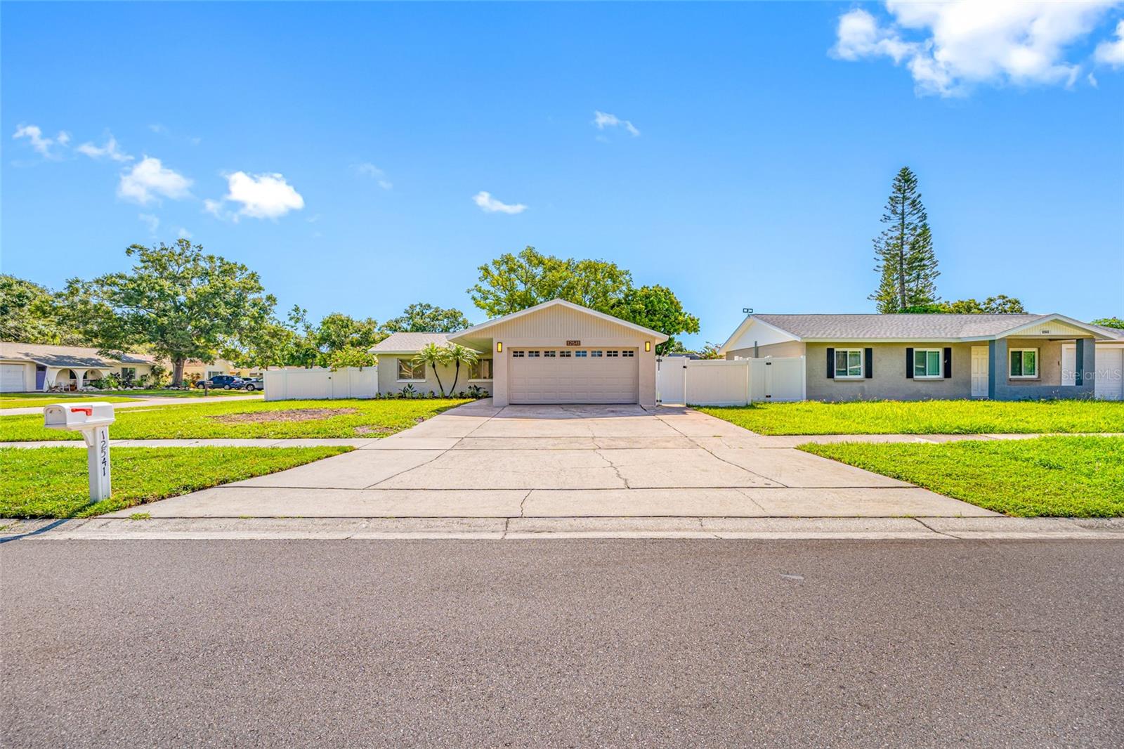 Image 4 of 69 For 12541 Montara Drive