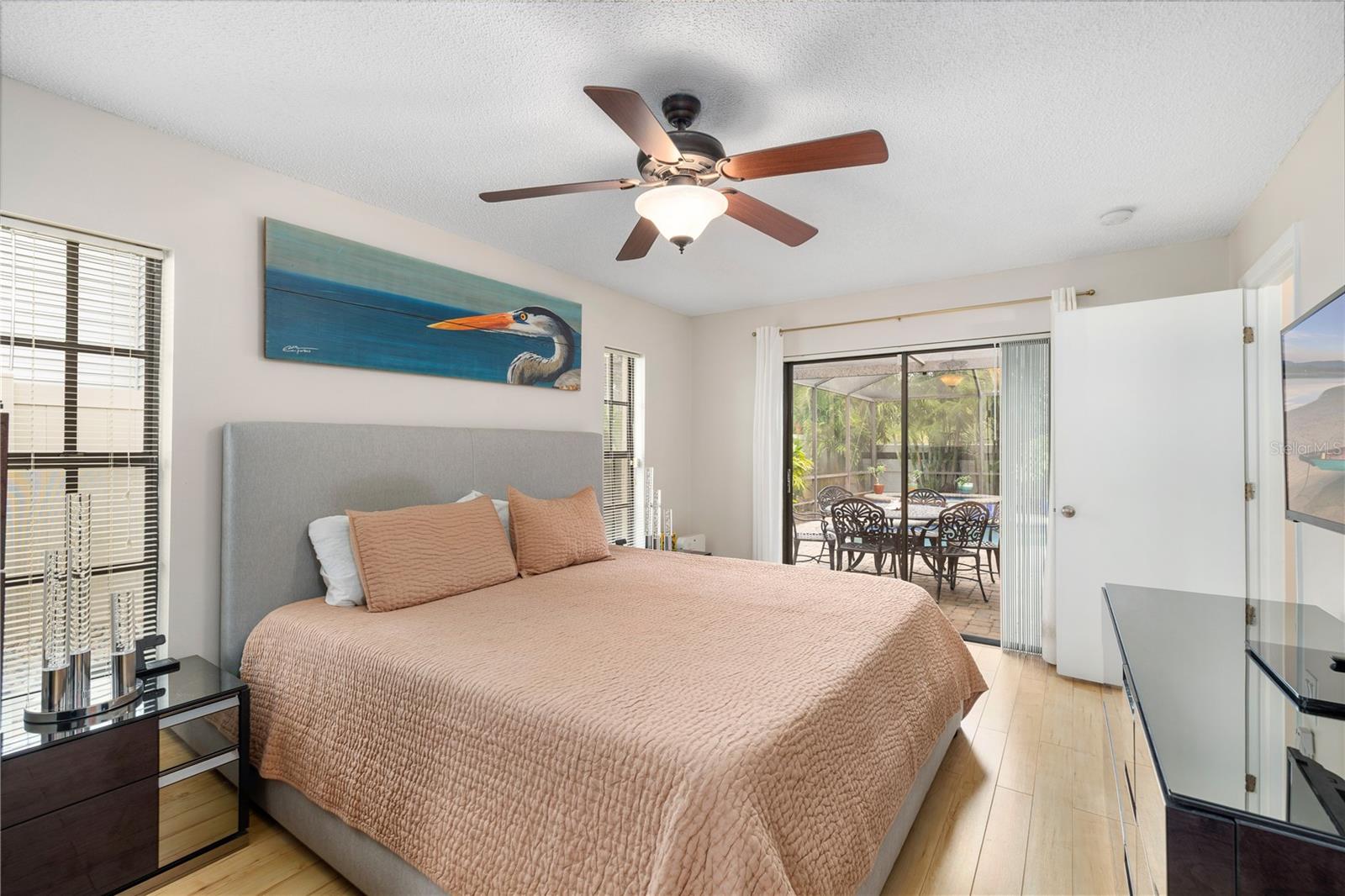 Listing photo id 10 for 8787 Glen Lakes Boulevard N