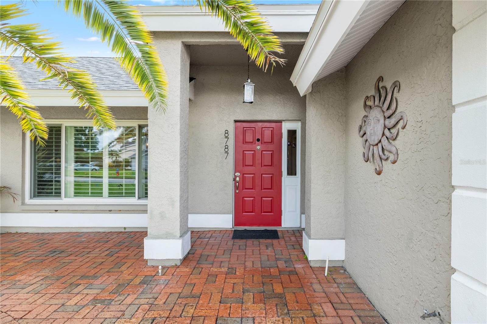 Listing photo id 1 for 8787 Glen Lakes Boulevard N