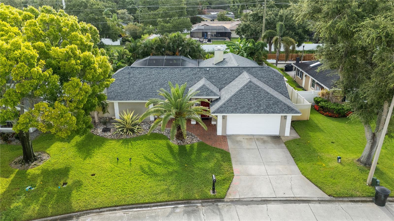 Listing photo id 33 for 8787 Glen Lakes Boulevard N