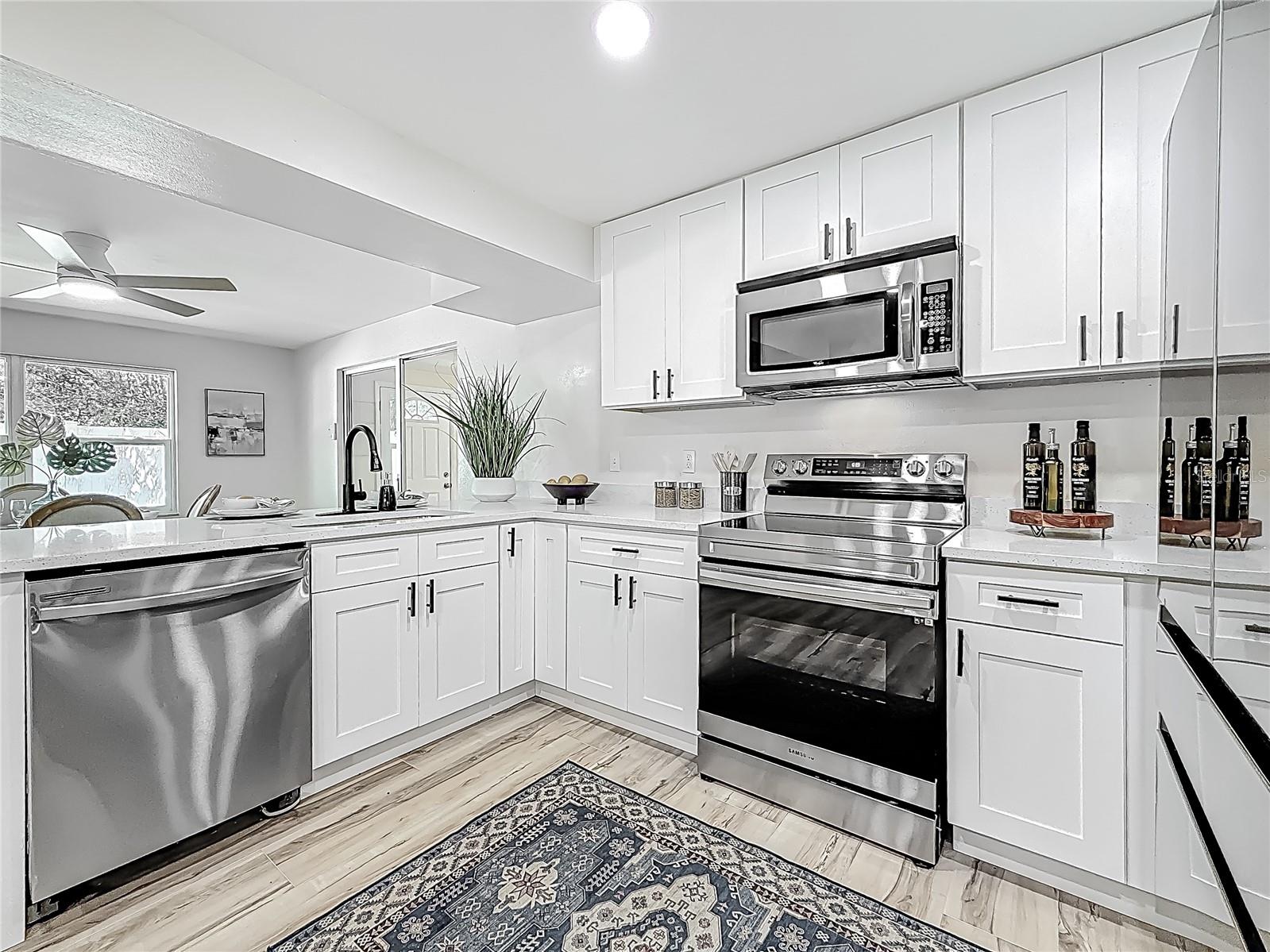 Image 15 of 49 For 1469 Hillcrest Avenue