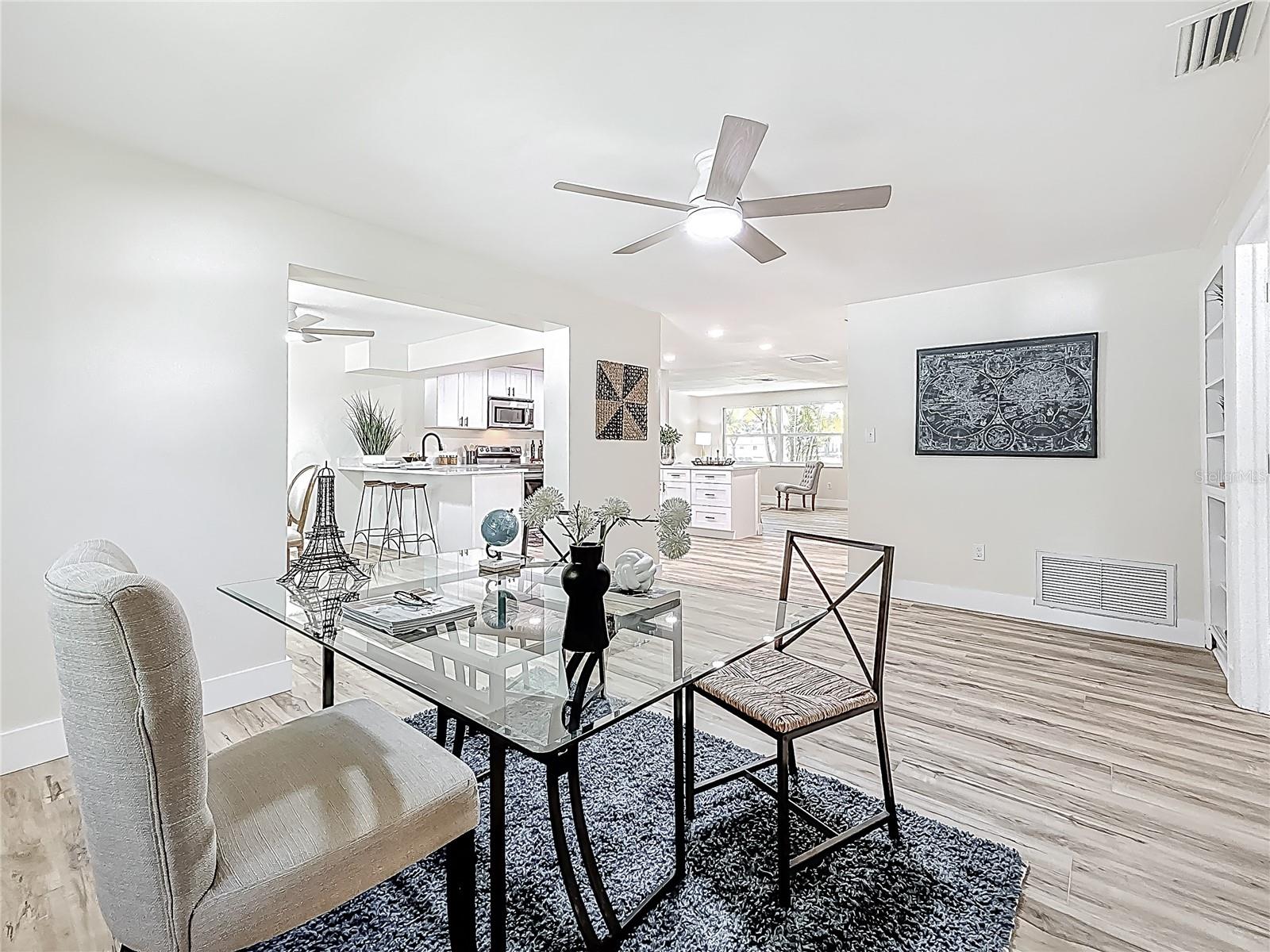 Image 22 of 49 For 1469 Hillcrest Avenue