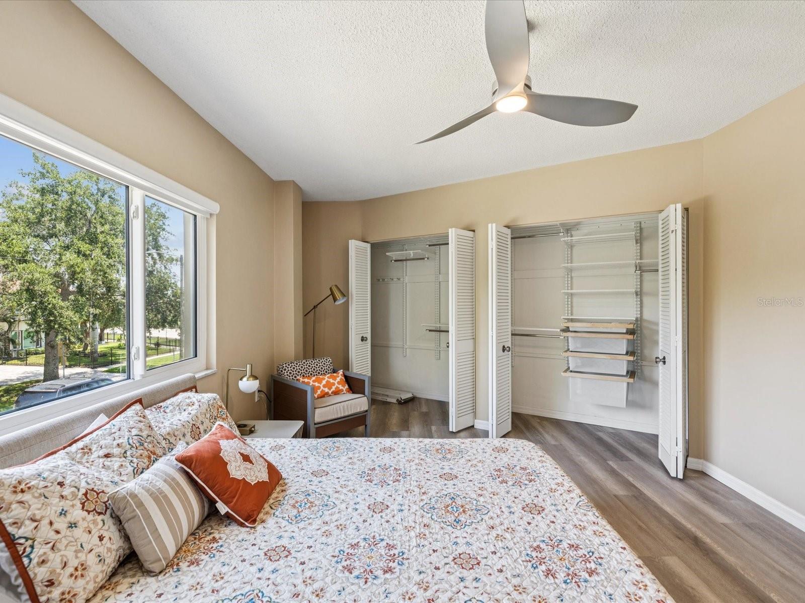 Image 16 of 36 For 1200 Shore Drive Ne 213