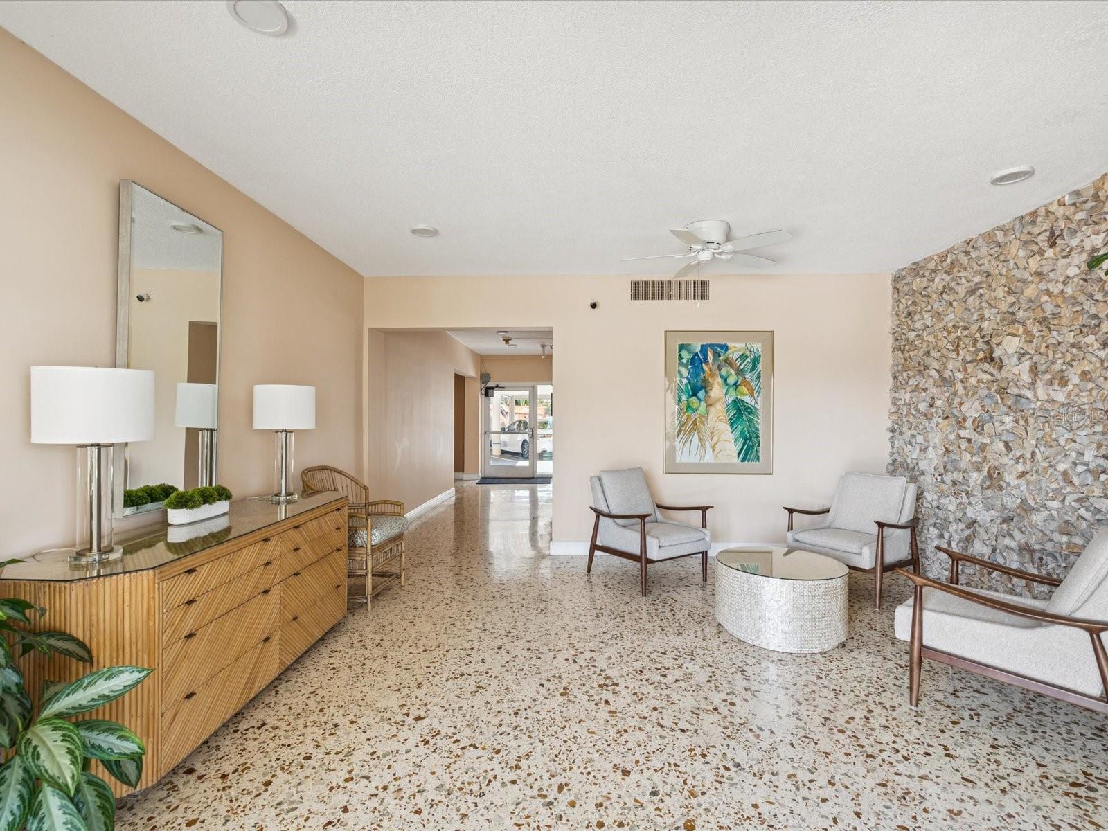 Image 3 of 36 For 1200 Shore Drive Ne 213