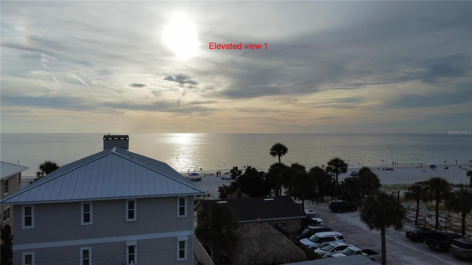 Image 10 of 13 For 2006 Gulf Boulevard
