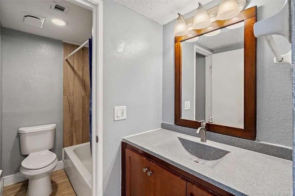 Image 17 of 24 For 379 47th Avenue N 103