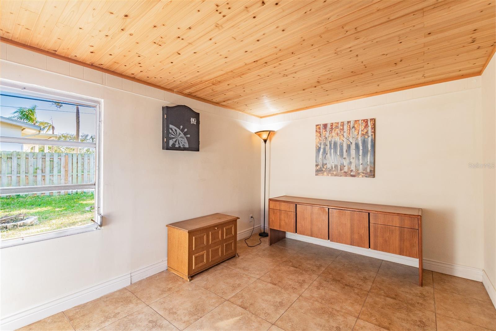 Image 17 of 34 For 2718 Keene Park Drive
