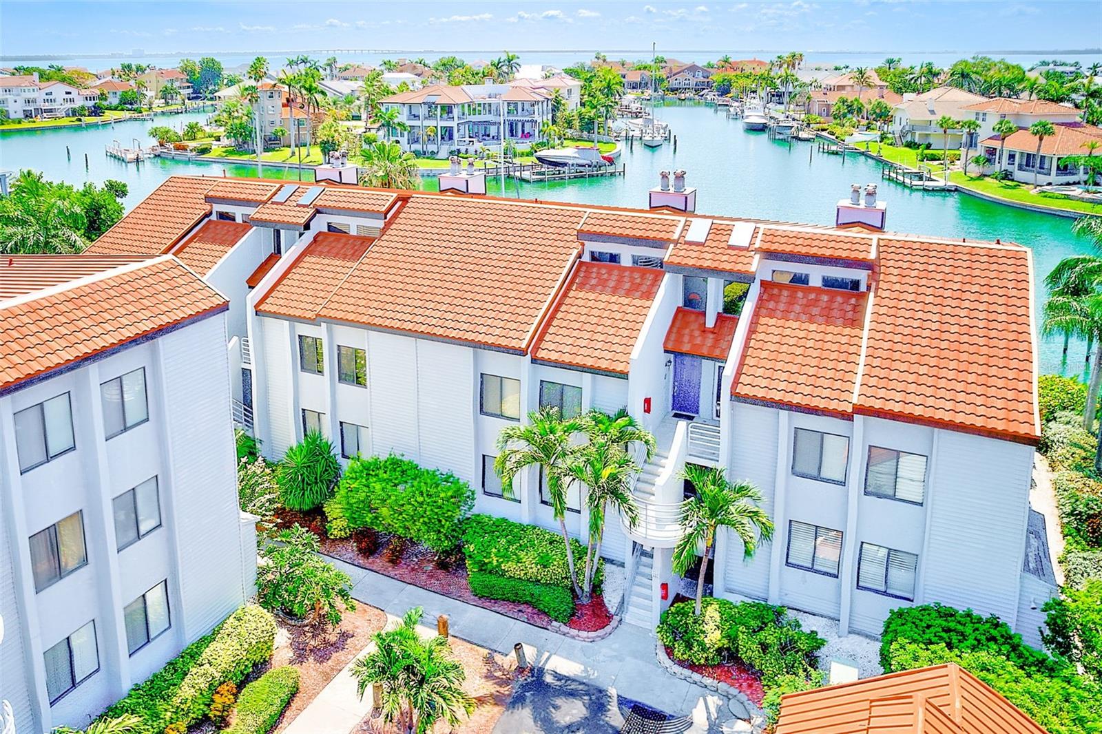 Details for 557 Pinellas Bayway S 303, ST PETERSBURG, FL 33715