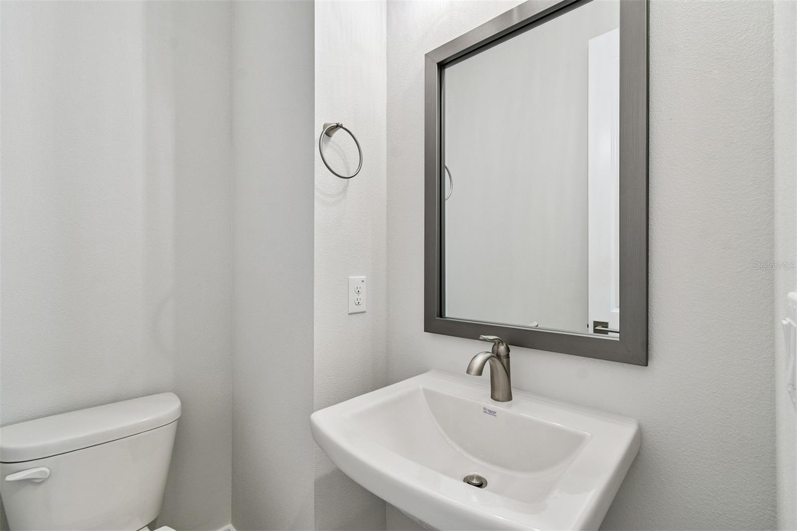 Image 34 of 41 For 6605 Nebraska Avenue 9