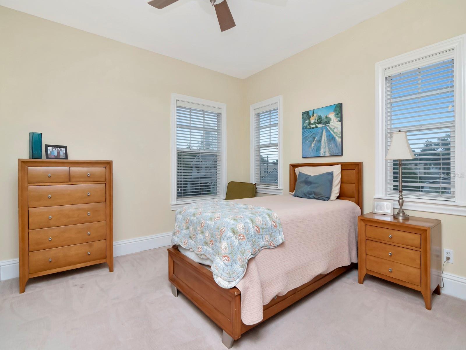 Image 31 of 43 For 3609 Waverly Place