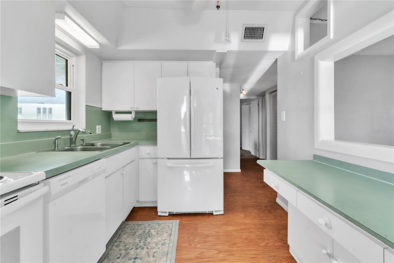 Image 13 of 31 For 9945 47th Avenue N 201