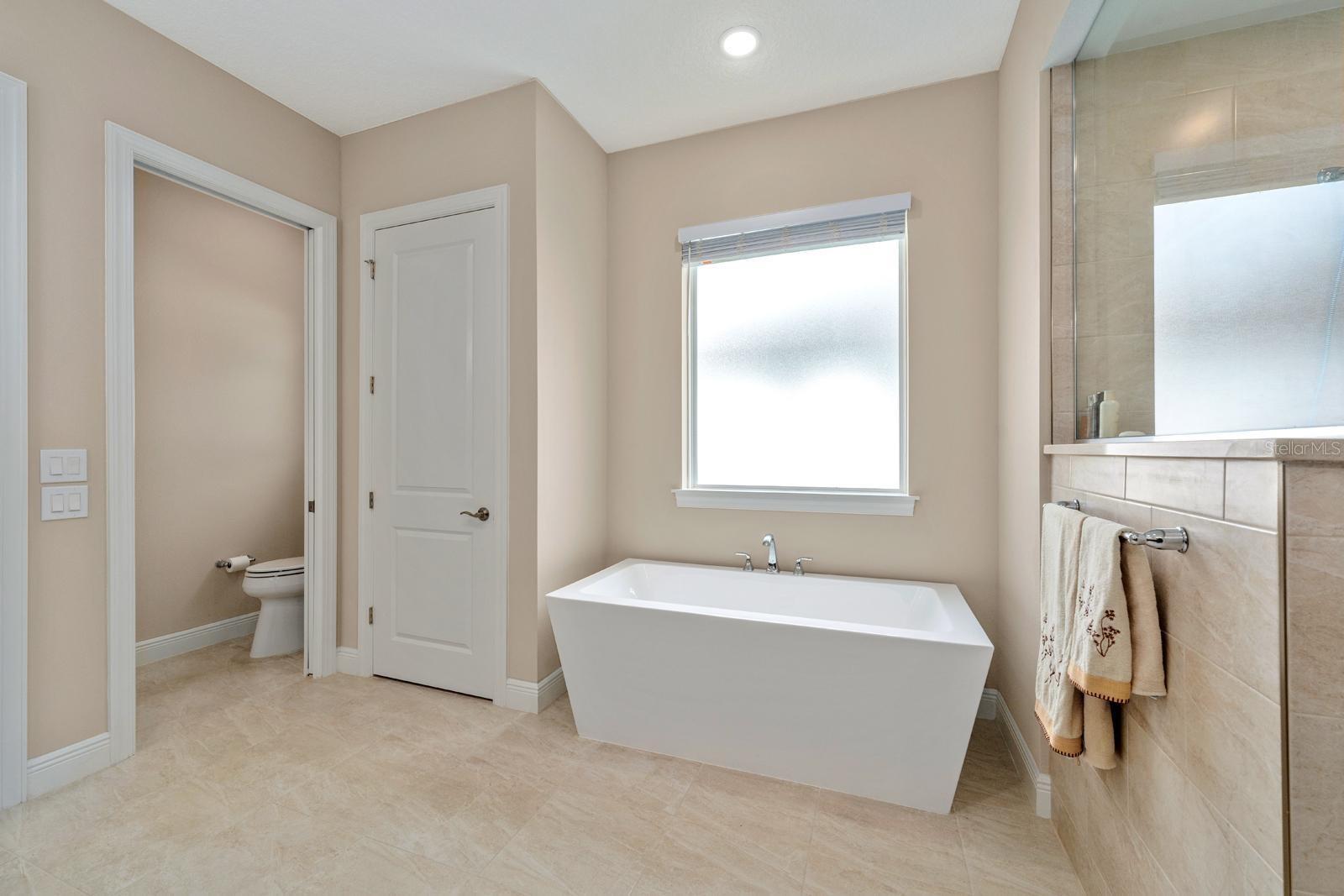 Image 14 of 35 For 115 Brookover Lane