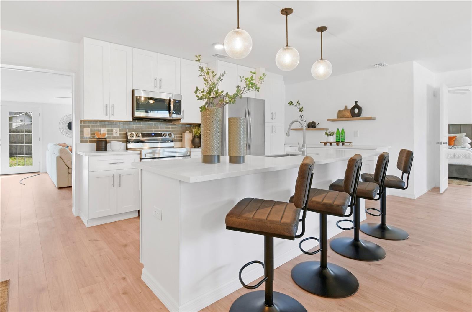 Listing photo id 0 for 13344 Sorrento Drive
