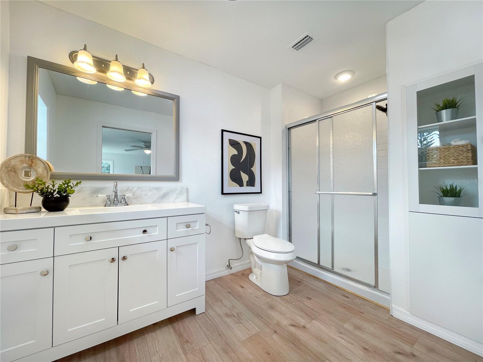 Listing photo id 22 for 13344 Sorrento Drive