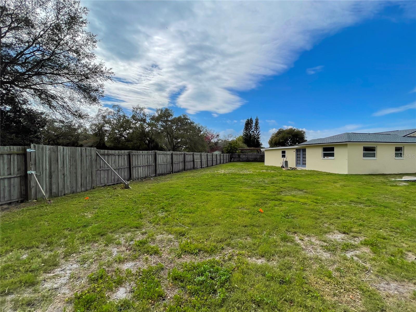 Listing photo id 37 for 13344 Sorrento Drive