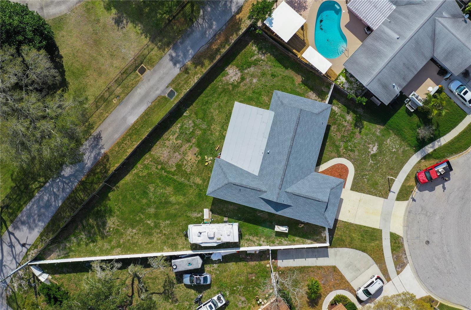 Listing photo id 2 for 13344 Sorrento Drive