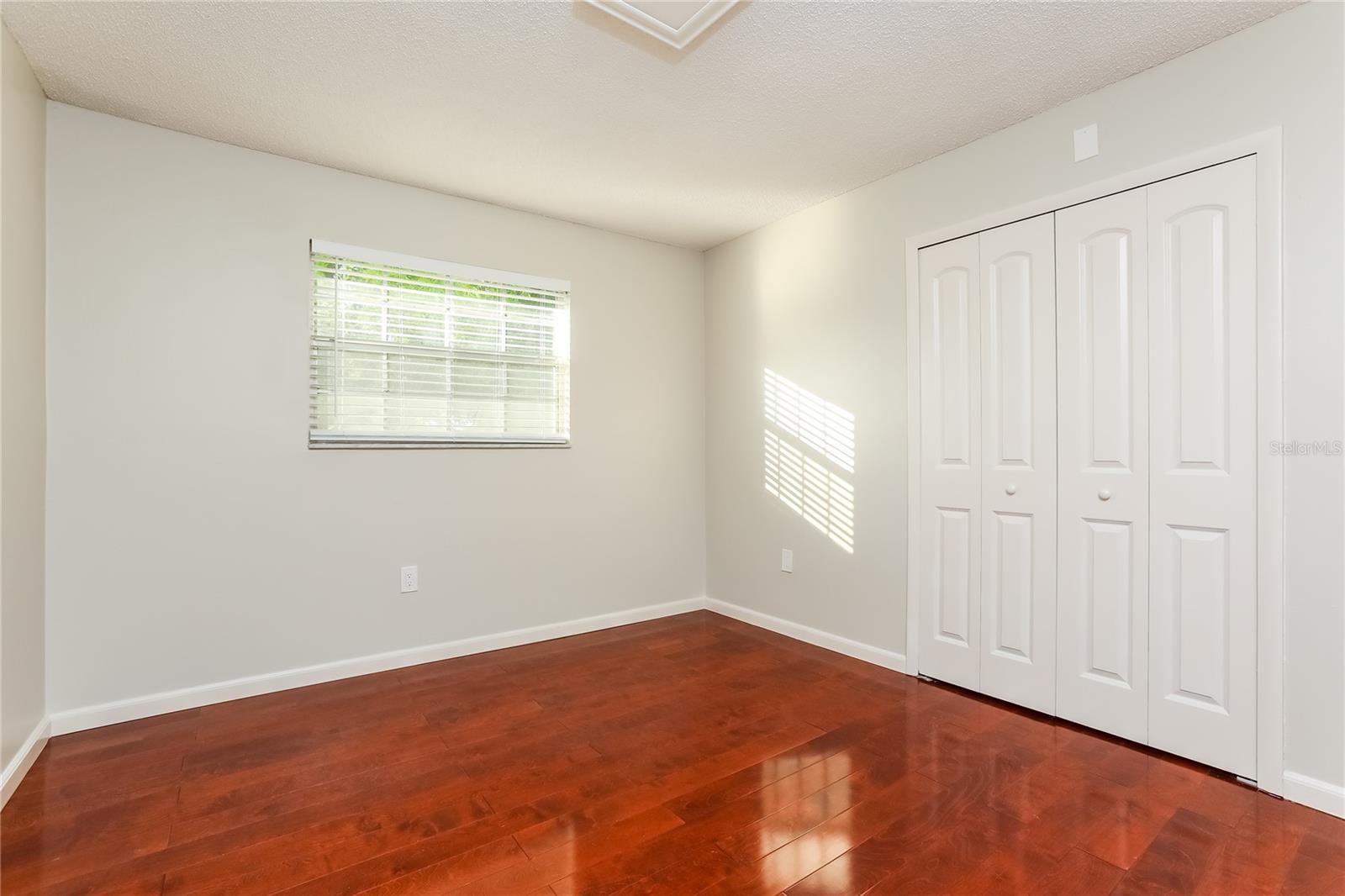 Image 12 of 17 For 392 Crystal Avenue