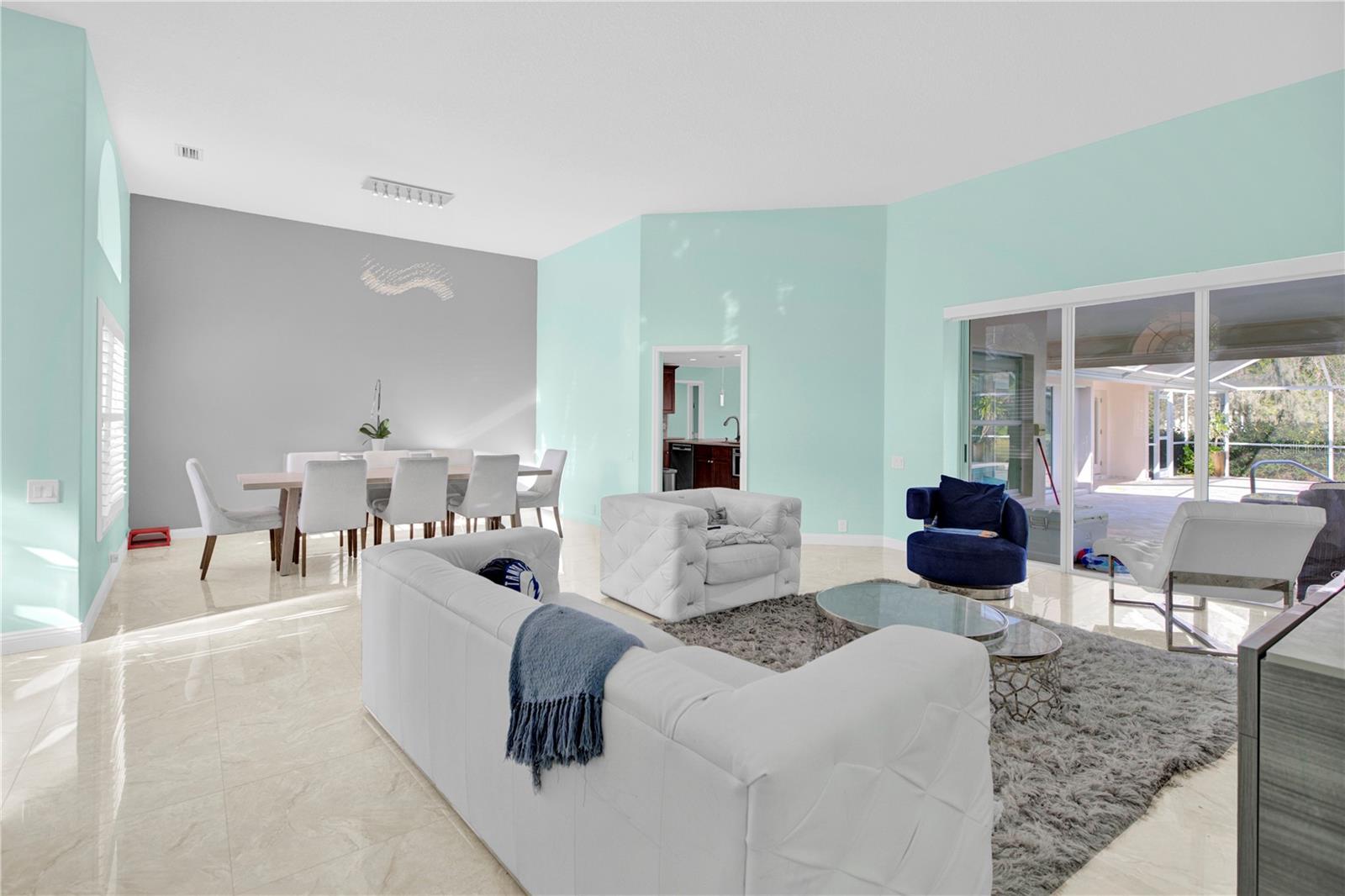 Listing photo id 11 for 4535 Bardsdale Drive