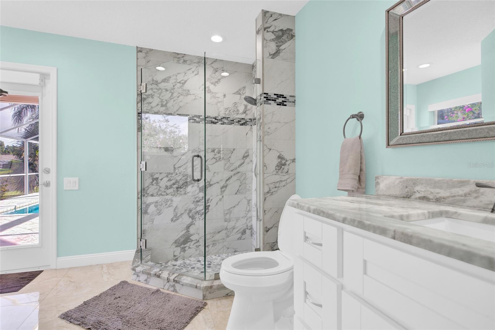 Listing photo id 30 for 4535 Bardsdale Drive