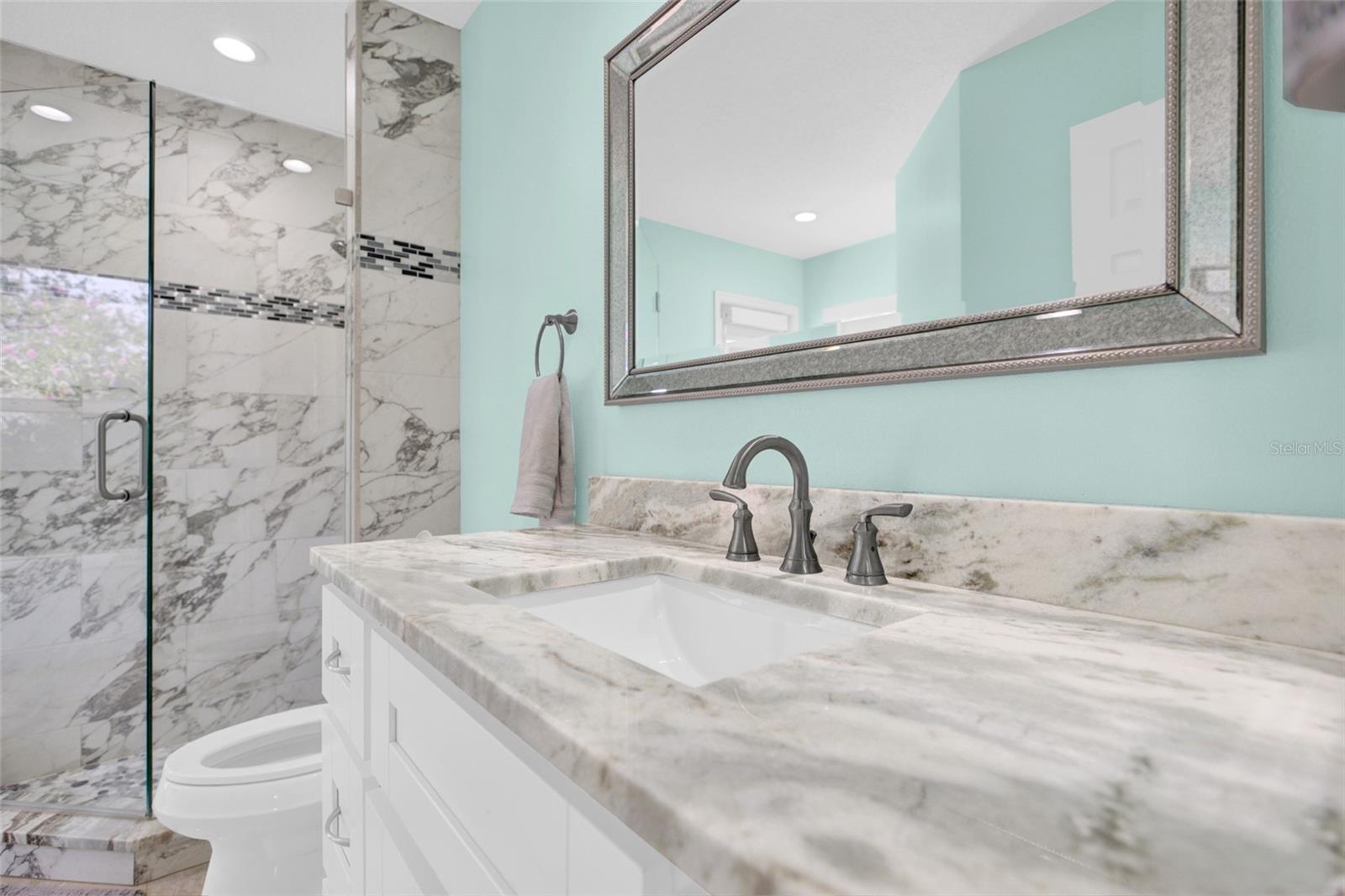 Listing photo id 31 for 4535 Bardsdale Drive