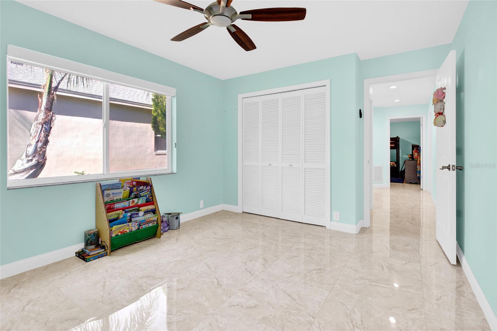 Listing photo id 49 for 4535 Bardsdale Drive