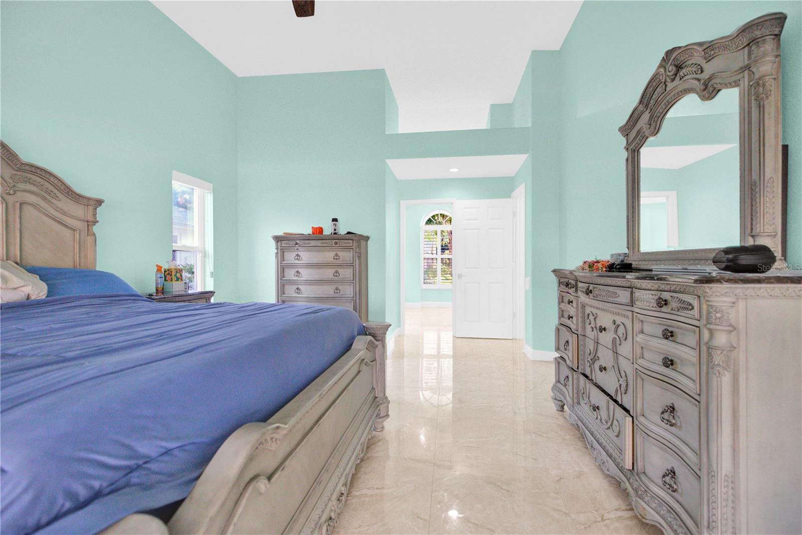 Listing photo id 53 for 4535 Bardsdale Drive