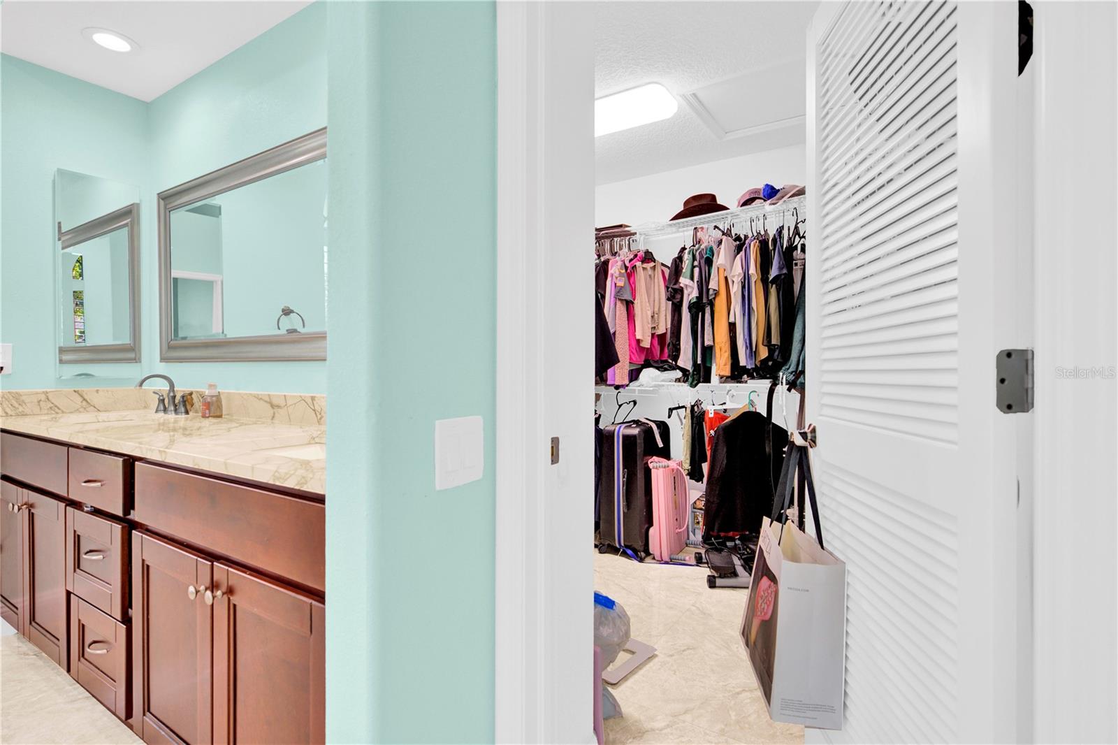 Listing photo id 54 for 4535 Bardsdale Drive