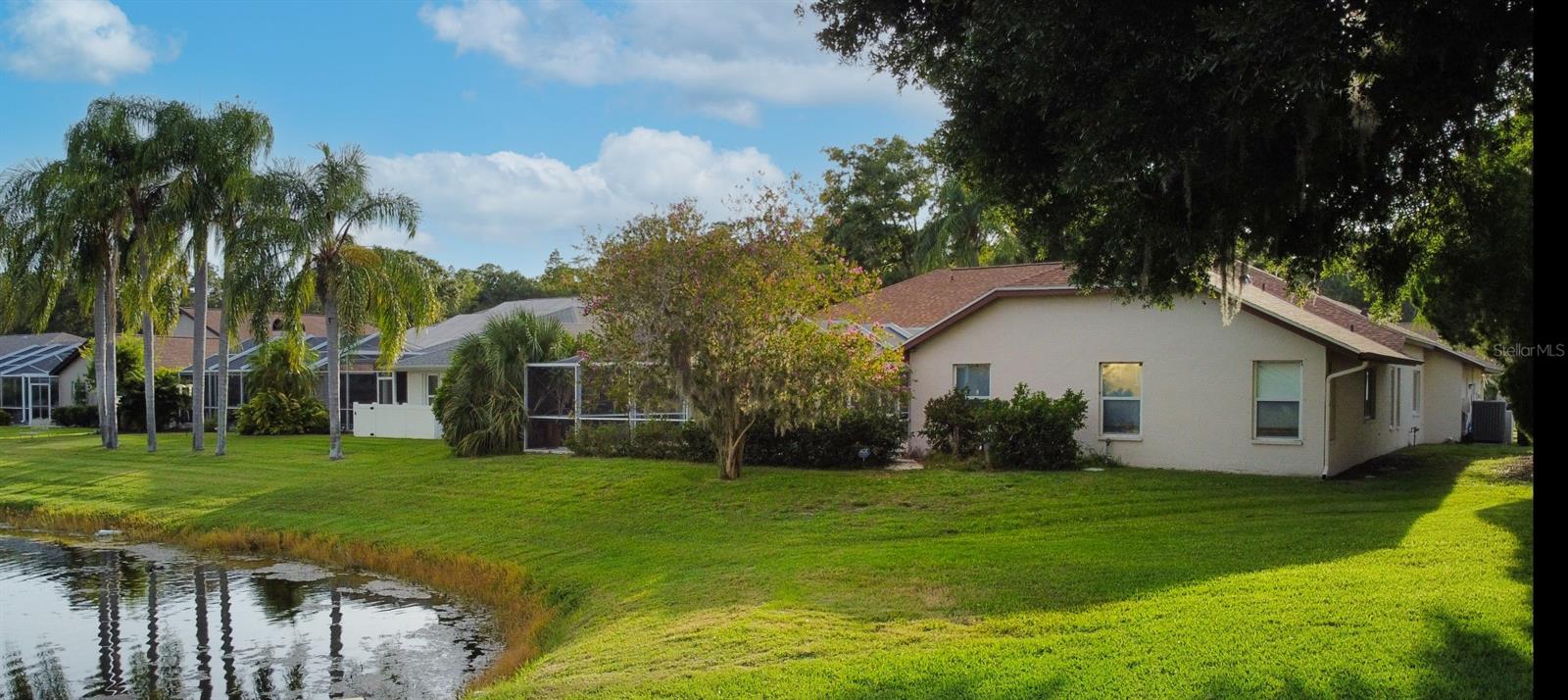 Listing photo id 60 for 4535 Bardsdale Drive