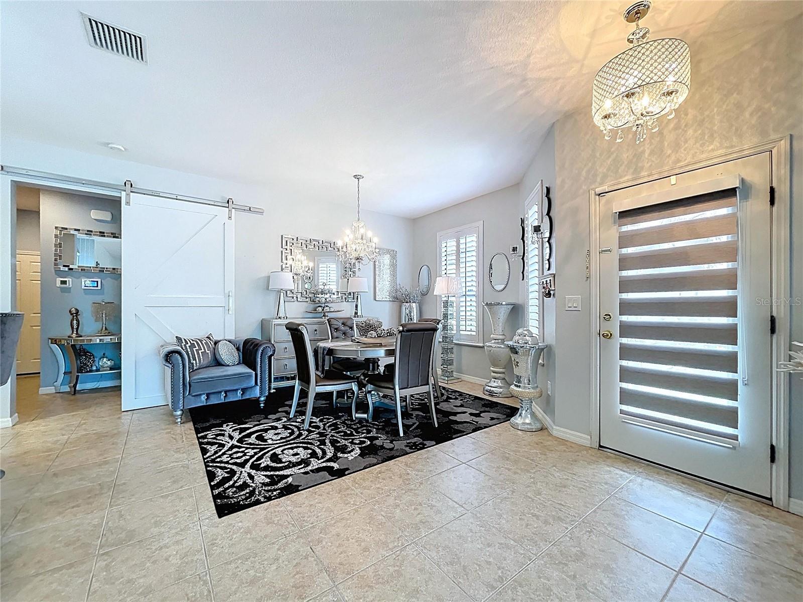 Image 21 of 49 For 5657 Sunset Falls Dr