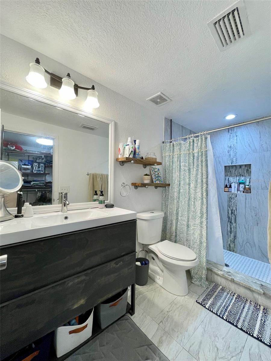 Image 10 of 21 For 8310 El Portal Drive