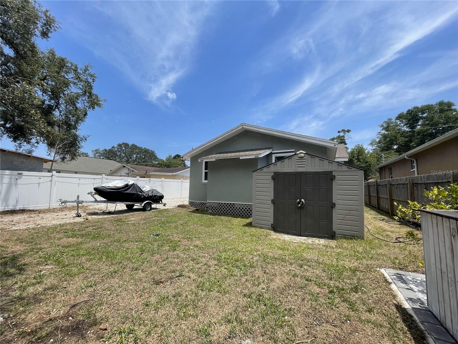 Image 19 of 21 For 8310 El Portal Drive