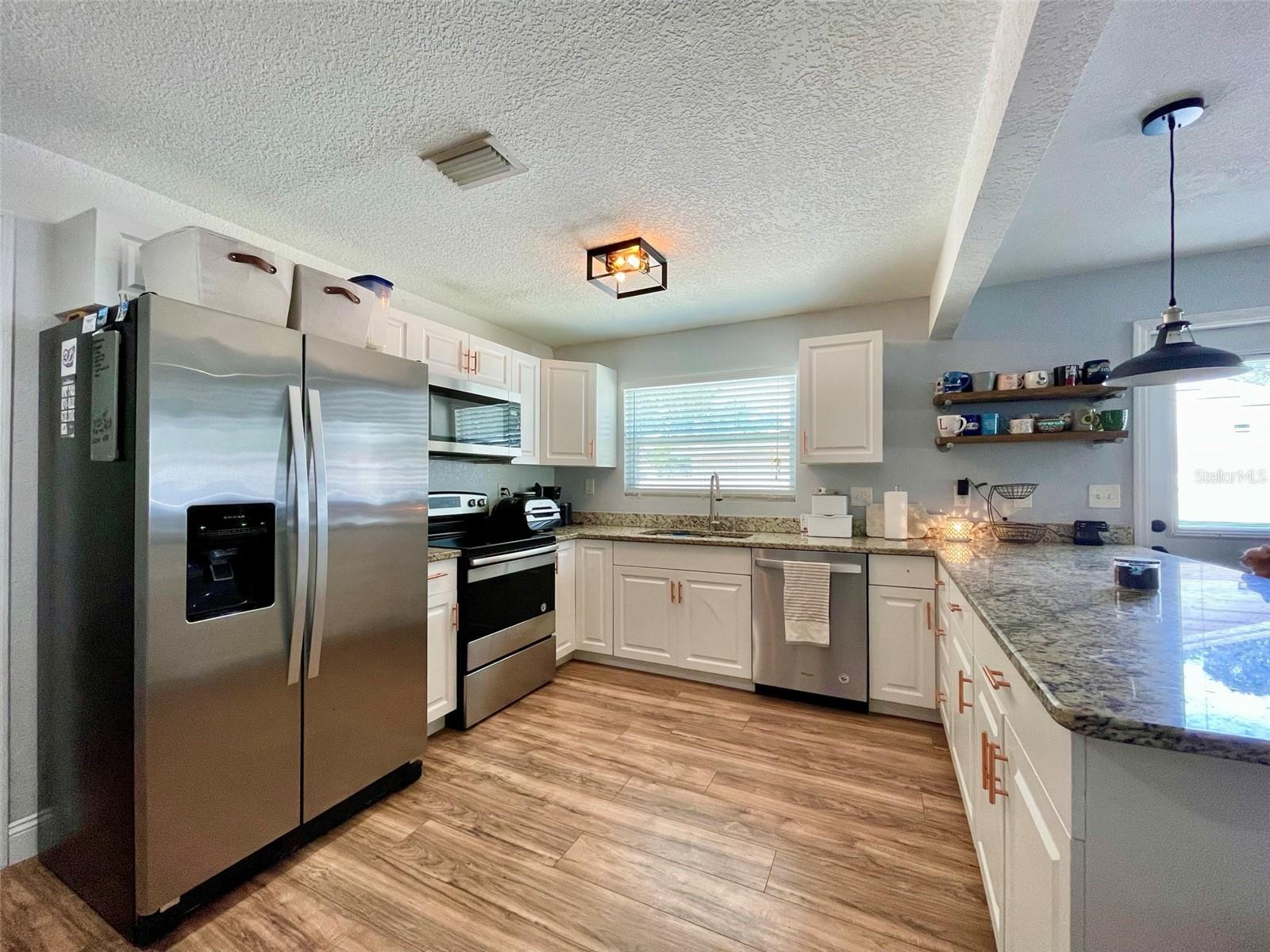 Image 4 of 21 For 8310 El Portal Drive