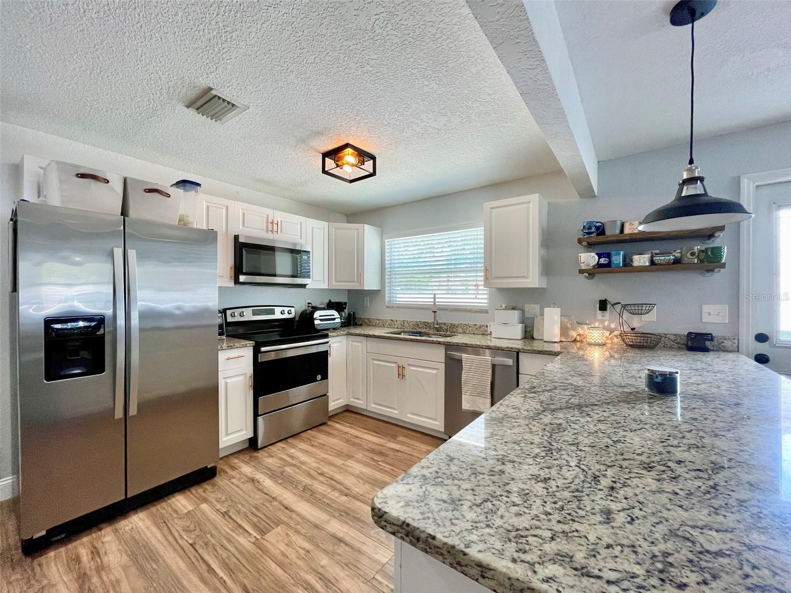 Image 6 of 21 For 8310 El Portal Drive