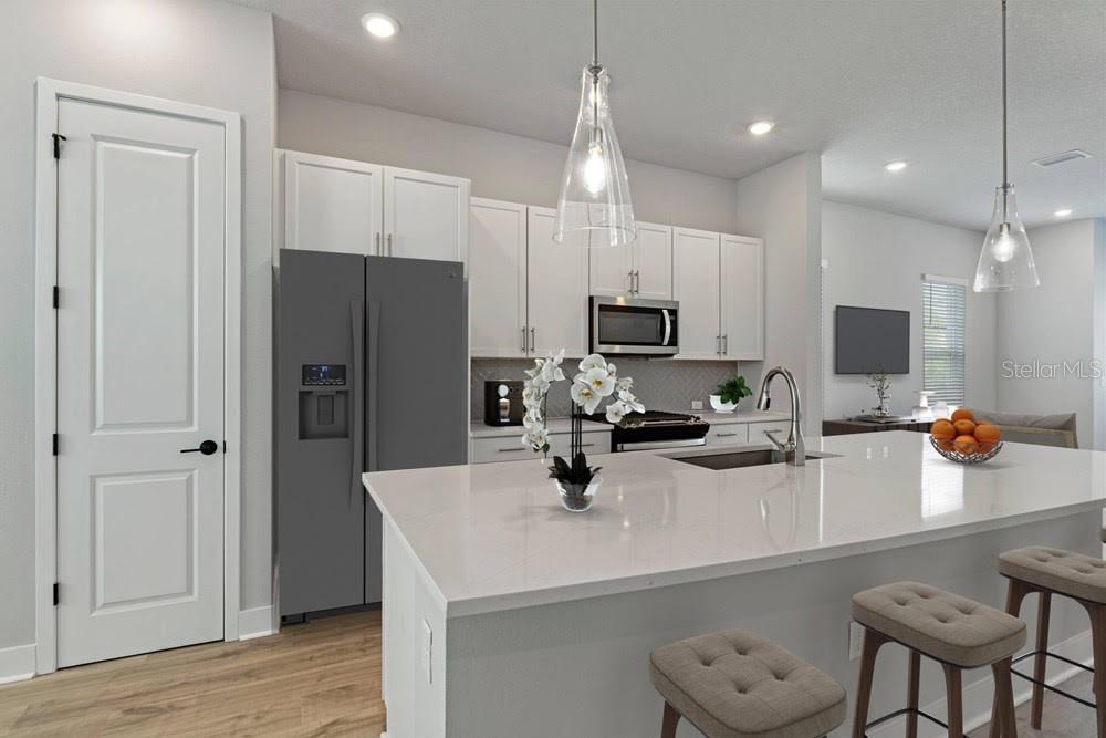 Image 3 of 22 For 89 28th Street S