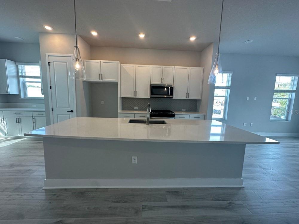 Image 4 of 22 For 89 28th Street S