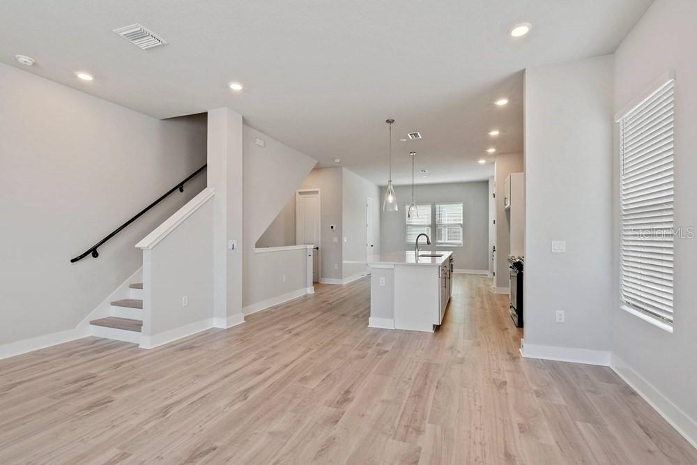 Image 6 of 22 For 89 28th Street S