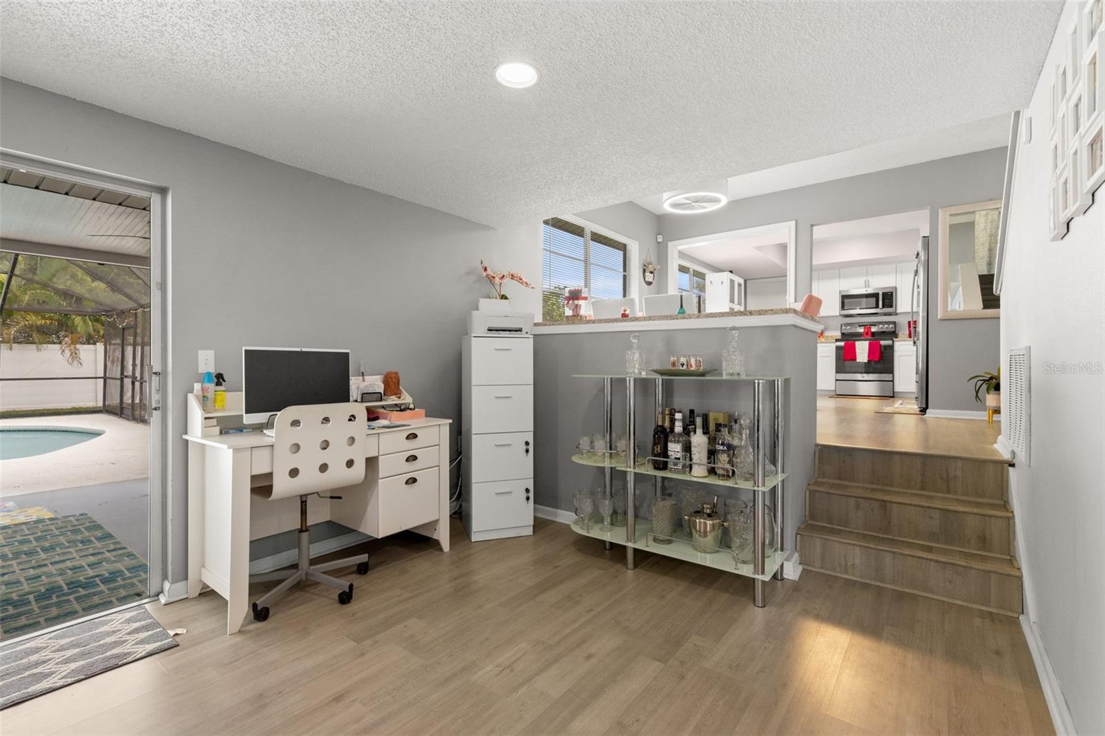 Image 13 of 31 For 16521 Silverhill Drive