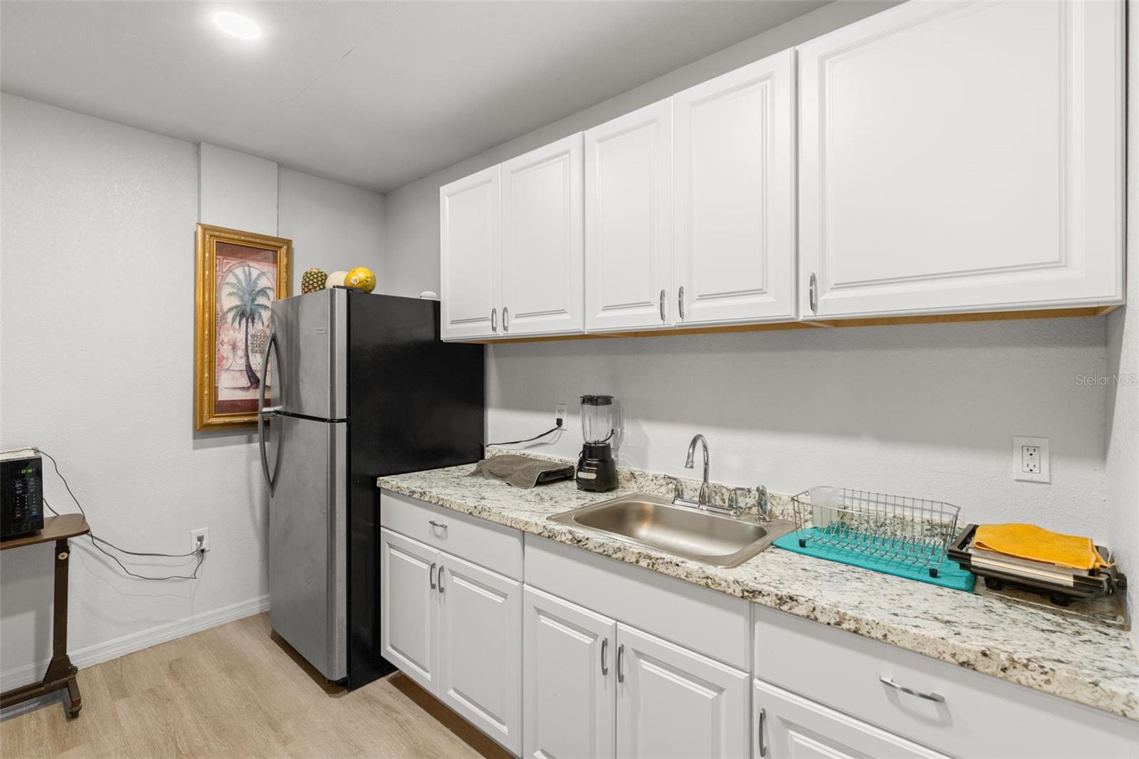 Image 25 of 31 For 16521 Silverhill Drive