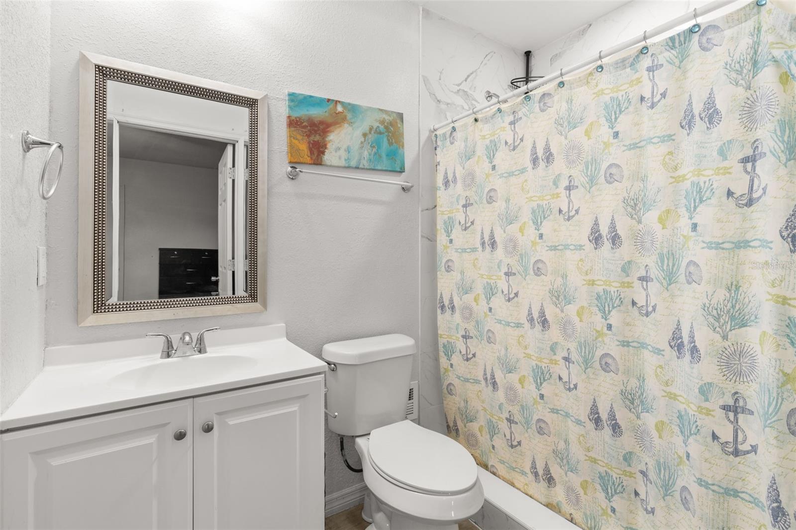 Image 26 of 31 For 16521 Silverhill Drive
