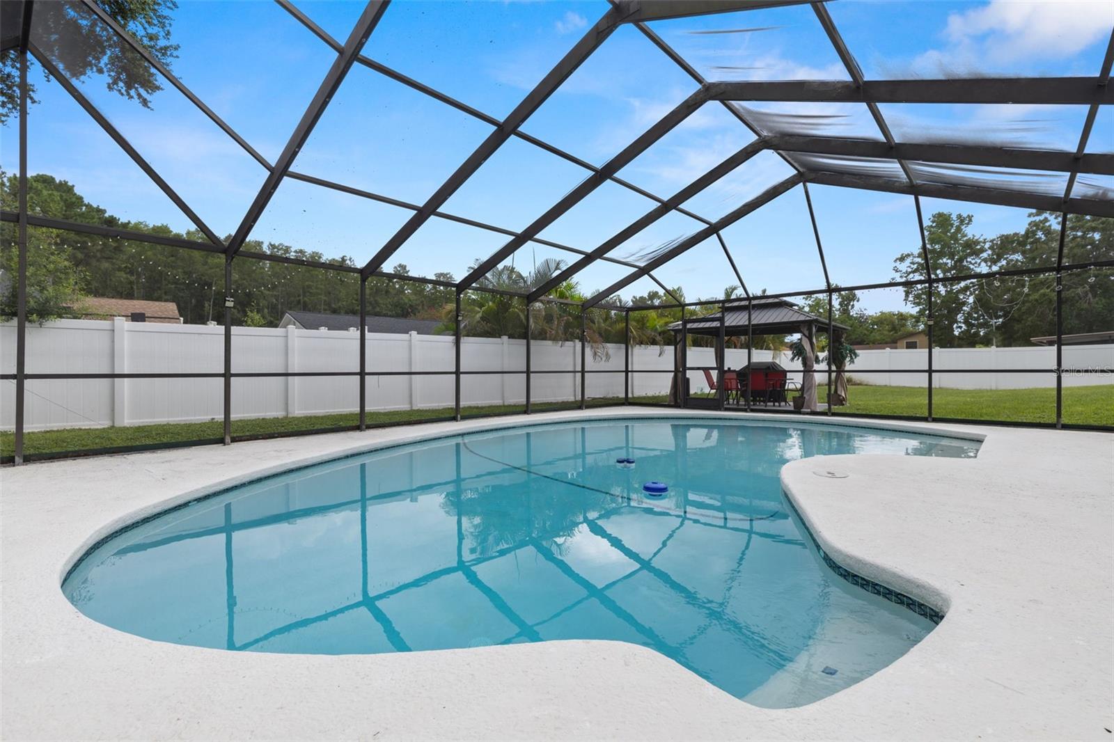 Image 28 of 31 For 16521 Silverhill Drive