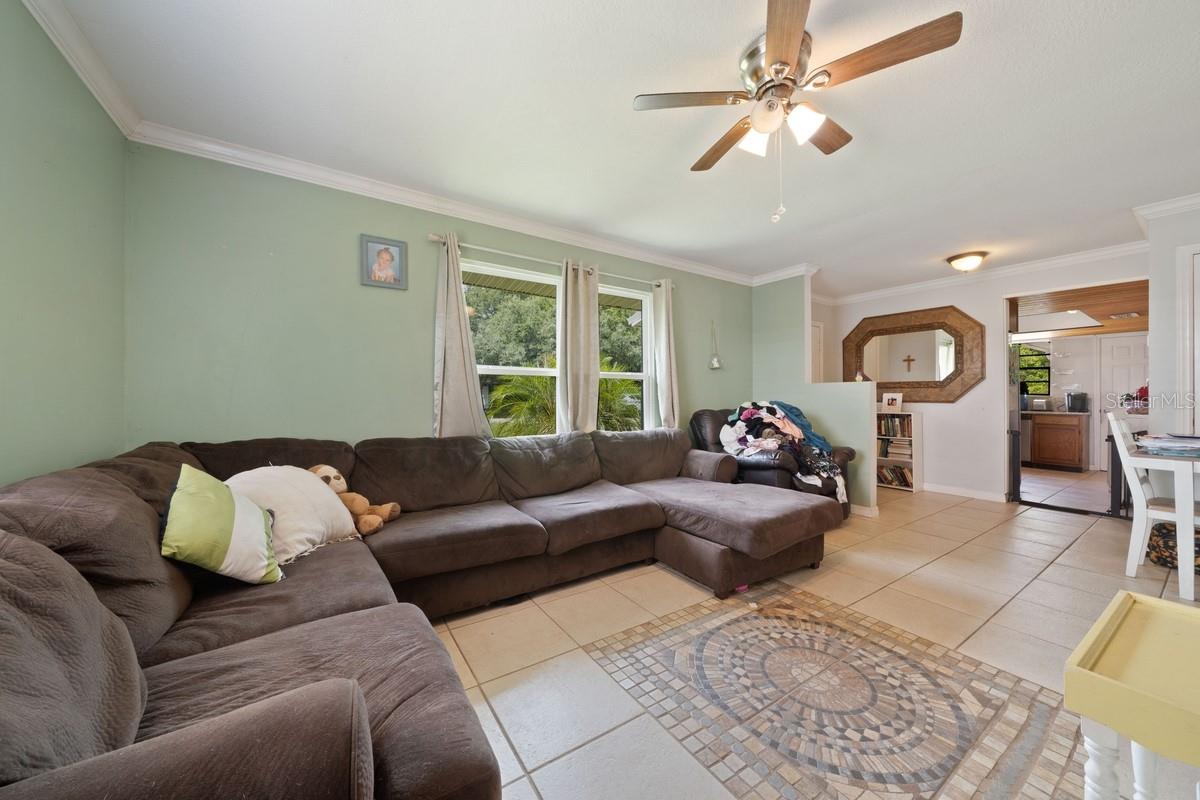 Image 7 of 21 For 490 14th Street Sw
